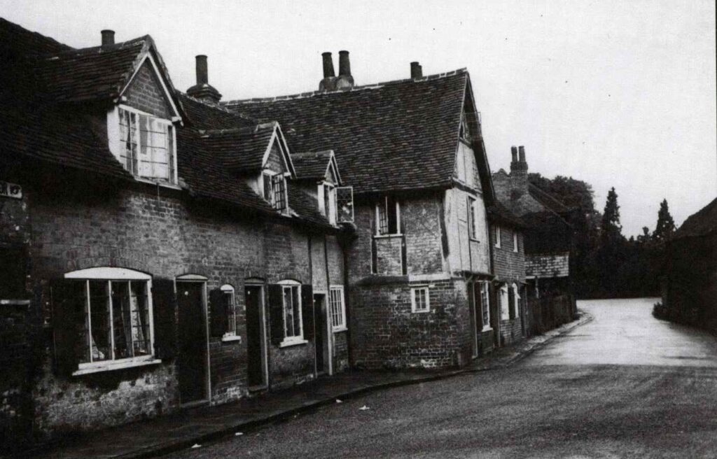 Pednor Junction at Church Street